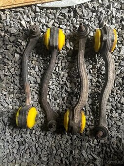 Sada předních ramen Mercedes (W203) – Strongflex Polyuretan