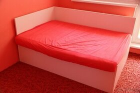 Dětská postel včetně matrace