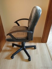 Otočná židle IKEA