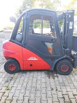 VYSOKOZDVIŽNÝ VOZÍK LINDE H 25T