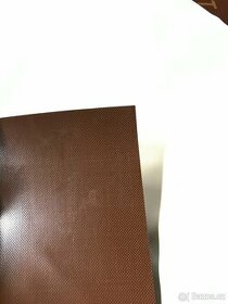 hnědá PVC plachtovina 650g/m2; šíře 2,05m