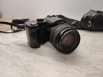 Digitální zrcadlovka Panasonic Lumix FZ-30