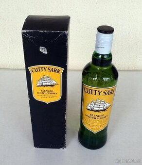 Sběratelská lahev CUTTY SARK Whisky s obalem