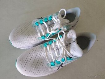Prodam bezecke boty nike
