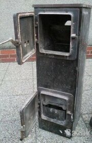 kamna Petra, černá