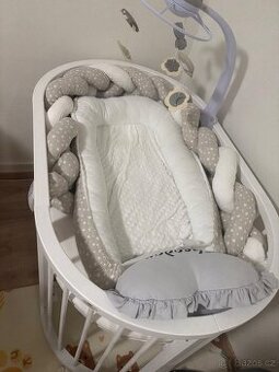 Postýlka Oval Bed 9v1