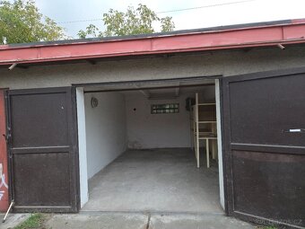 Garáž 22m2 Palackého Valašské Meziříčí - 1