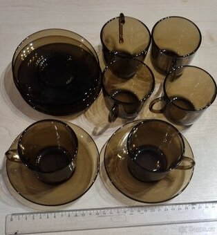 Sada 6 hrnečků ,6 taliřků