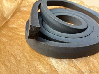 Uaz 453, buchanka, sanitka predám tesnenia dveri