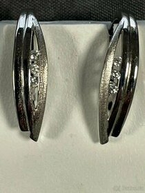 Stříbrné náušnice