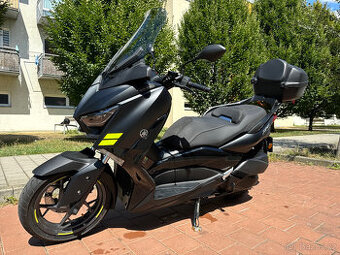 Yamaha XMax 300 Iron Max