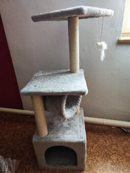 Škrabadlo strom pro kočky