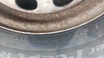Zimní gumy 195/65R15