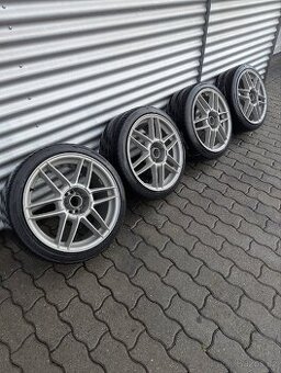 Kola OZ s pneumatikami 225/40/18