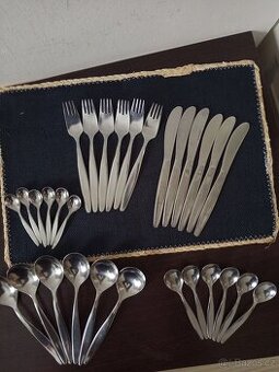 RETRO PRIBORY SANDRIK BRUSEL.VELKA SADA