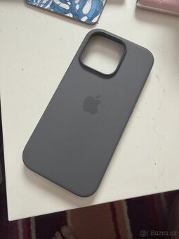 Apple silikonový kryt s Mag Safe pro iPhone 16