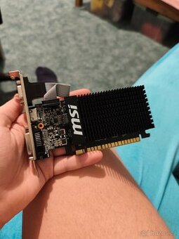 nVidia GT 710 (1GB)