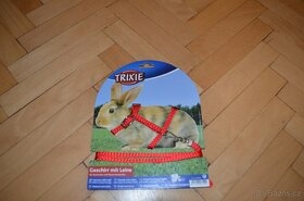 úplně nový obojek a kartáč pro králíčka