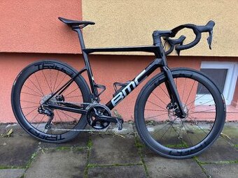 Prodám silniční kolo BMC Teammachine DI2 105