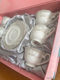 porcelánový čajový servis