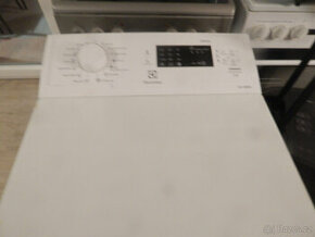 Automatická pračka Elektrolux  na 6 kg