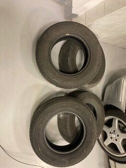 4ks Nexen Roadian CT8 215/70R15C