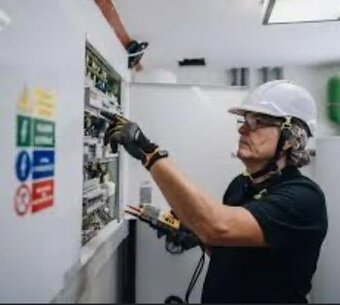 Revizní Technik /elektro/ Třinec až 62.000Kč/měs.