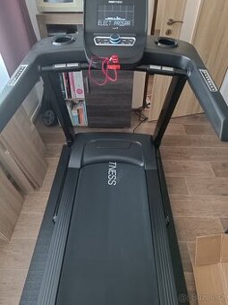 Běžecký pás Flow Fitness T2i