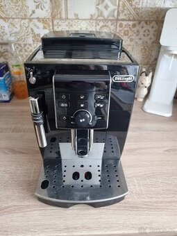 Delonghi kávovar