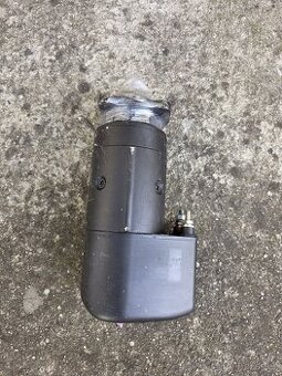 Startér T-815 Terrno - 1