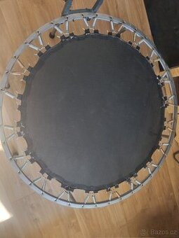 Trampolína