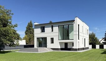 Prodej Moderní Vily 256m2 5+KK v Brandýse Nad Labem