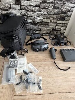 DJI Avata 2 Fly More Combo
