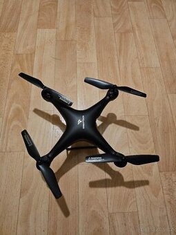 Dron Snaptain SP600