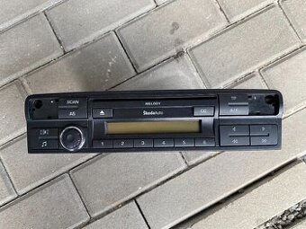 Prodám autorádio Škoda, funkční s přehrávačem CD