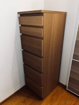 Komoda MALM se zrdcadlem