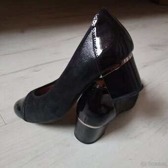 Dámské lodičky vel.40