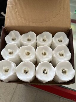 Svíčky na baterii 12 ks