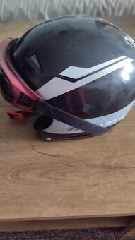 Dětská lyžařská helma