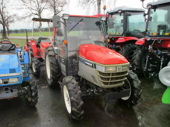 Malotraktor Yanmar AF-33 s kabinou, topení, klima