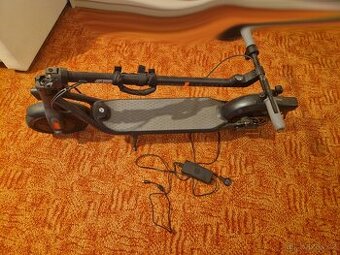 Ninebot Kickscooter F25E by Segway