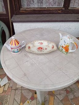 Prodám 2 keramické konvičky a 1 keramickou mísu.