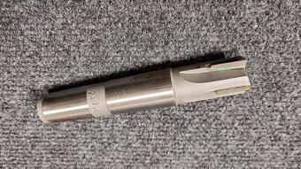 Čelní stopková fréza s tvrdokovovými plátky 24 mm