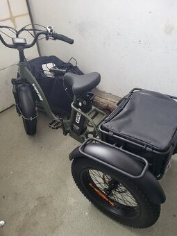 Elektricka tříkolka Hideos