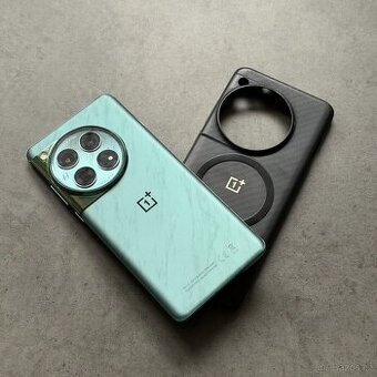 OnePlus 12 Flowy Emerald