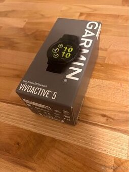 Garmin Vivoactive  5 Slate / Black Silicone Band