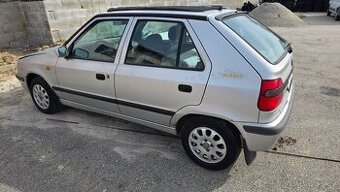 Škoda Felicia polocabrio blue sky