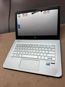 Predám pokazený notebook na náhradné diely zn. HP 13.