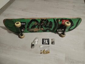 Skateboard s příslušenstvím RAMO - 1
