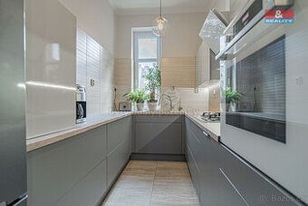 Prodej bytu 4+kk, 93 m², Český Těšín, ul. náměstí ČSA